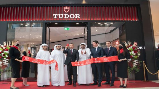 Mohammed Rasool Khoory & Sons open the world’s biggest standalone Tudor boutique in Abu Dhabi.