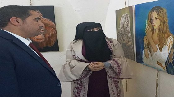 معرض للفنانة التشكيلية إيلاف النجار بمدينة الفحيص
