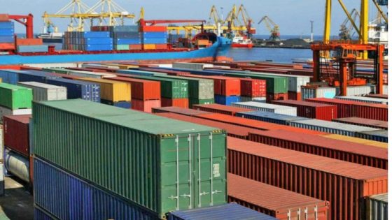 صادرات تجارة عمان ترتفع  8.9 % بالثلث الأول